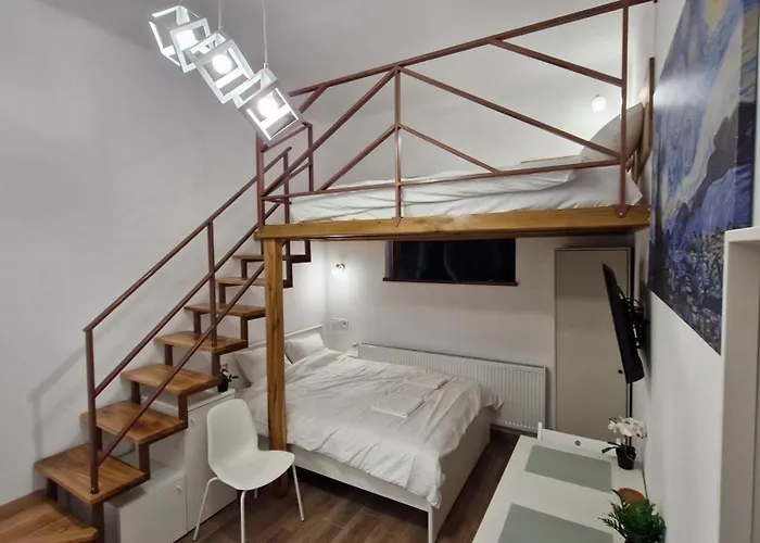 Cozy Old Town Apartment Eugen Carada Street